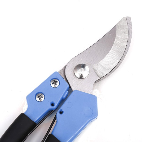 Efficient & Sharp Garden Pruning Shears